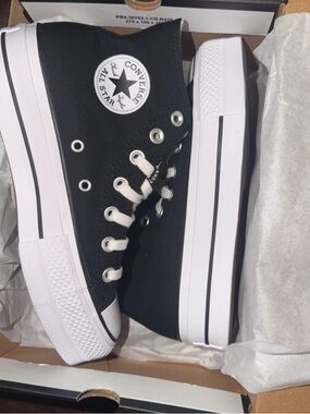 New Converse Chuck Taylor All Star Lift Hi Canvas Shoes (560845F) Size 5.5 Women